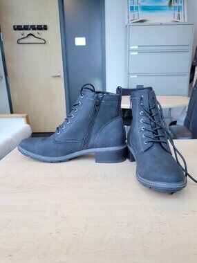 Cliffs by White Mountain womens Eligible Fashion Boot